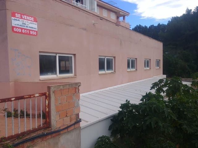 Gewerbe zu verkaufen in Cala Ratjada, Capdepera mit Garage - 790.000 € (Ref: 9128341)