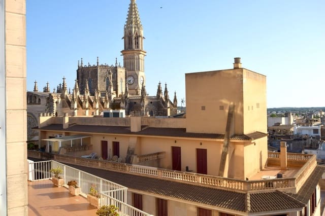 Erhverv til salg i Manacor med garage - € 1.000.000 (Ref: 9128344)