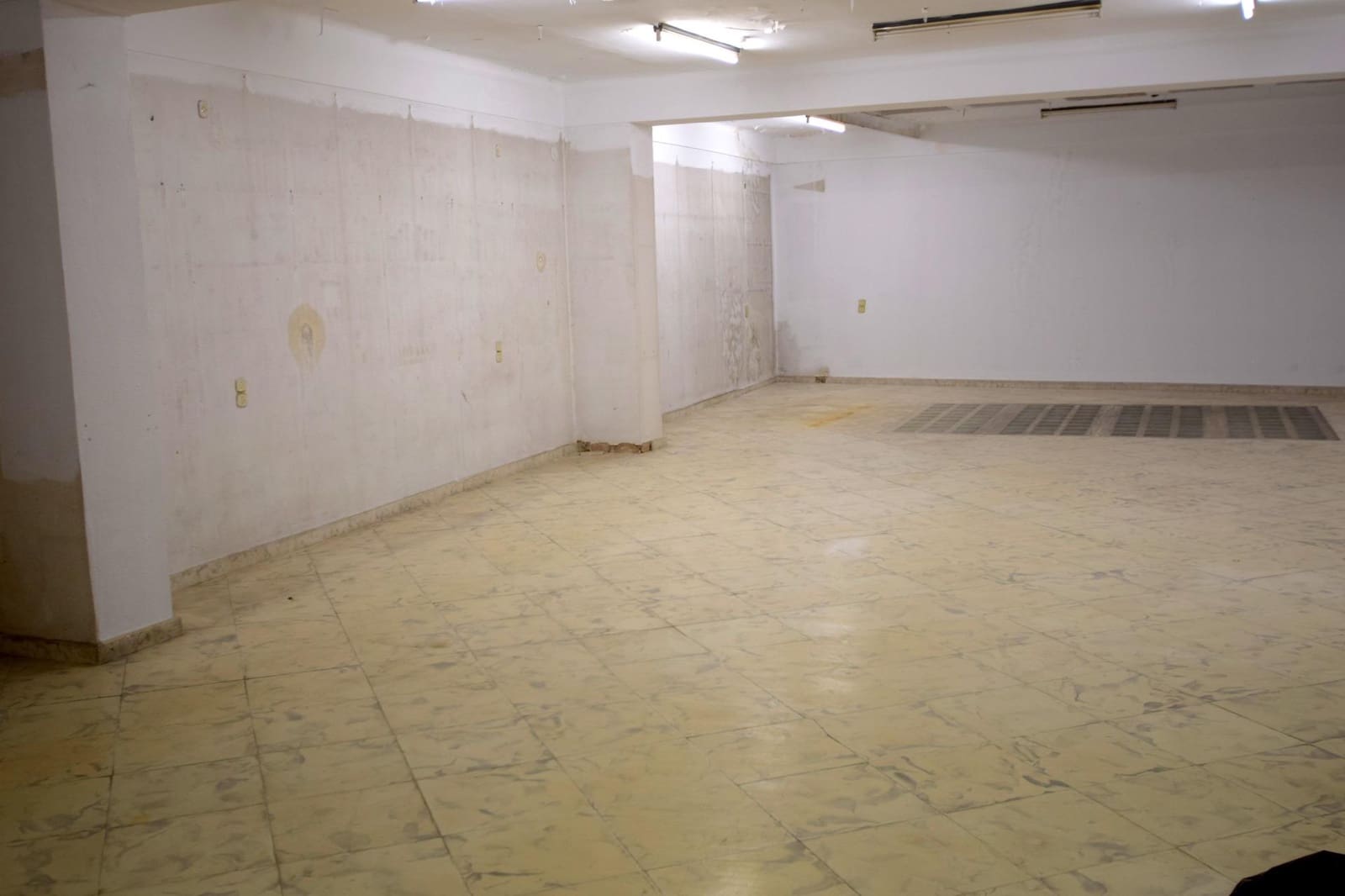 Erhverv til salg i Manacor med garage - € 1.000.000 (Ref: 9128344)