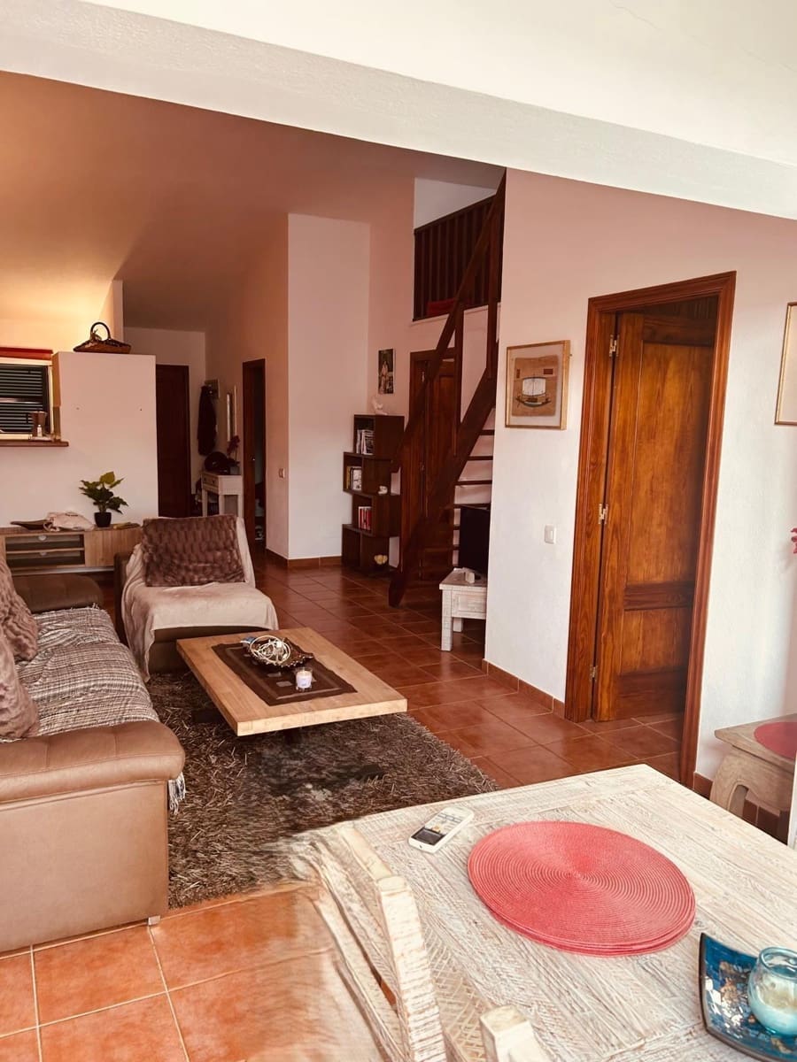 3 soveværelse Rækkehus til salg i Ciutadella de Menorca - € 340.000 (Ref: 9145610)