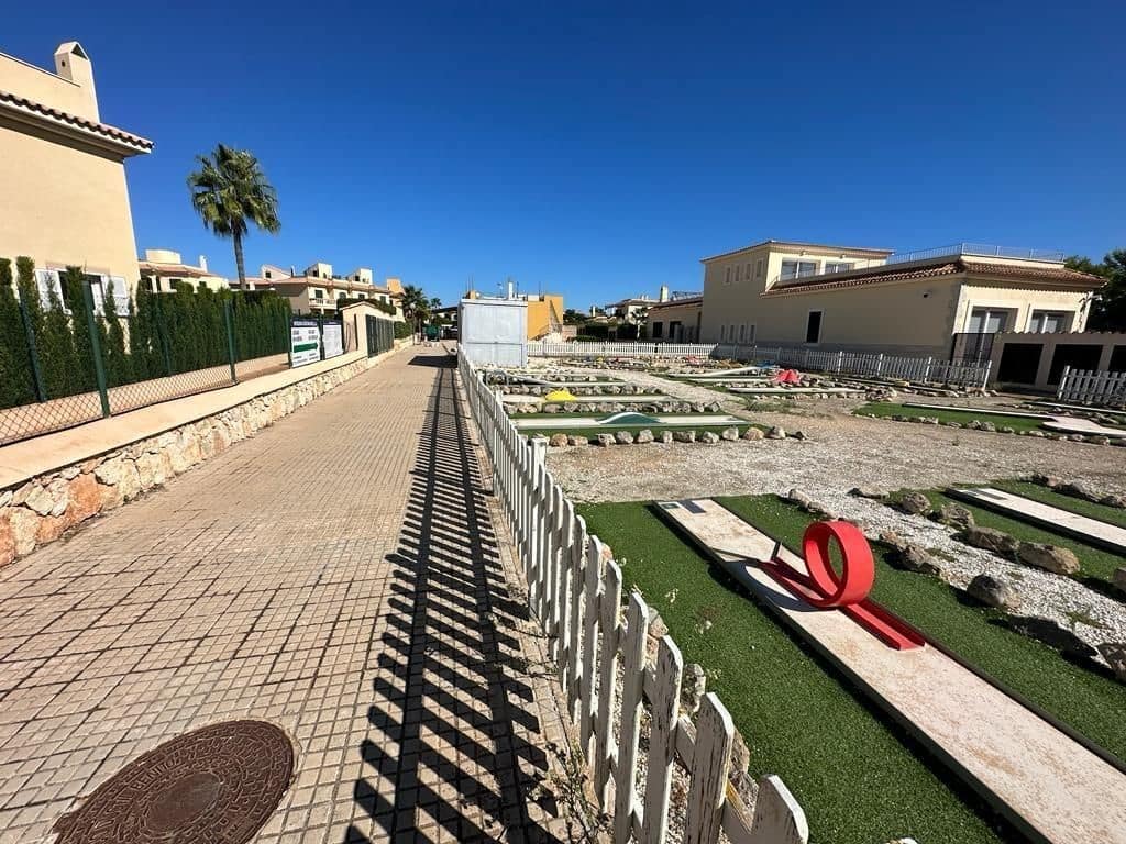 2 soverom Villa til salgs i Campos med svømmebasseng garasje - € 695 000 (Ref: 9159539)