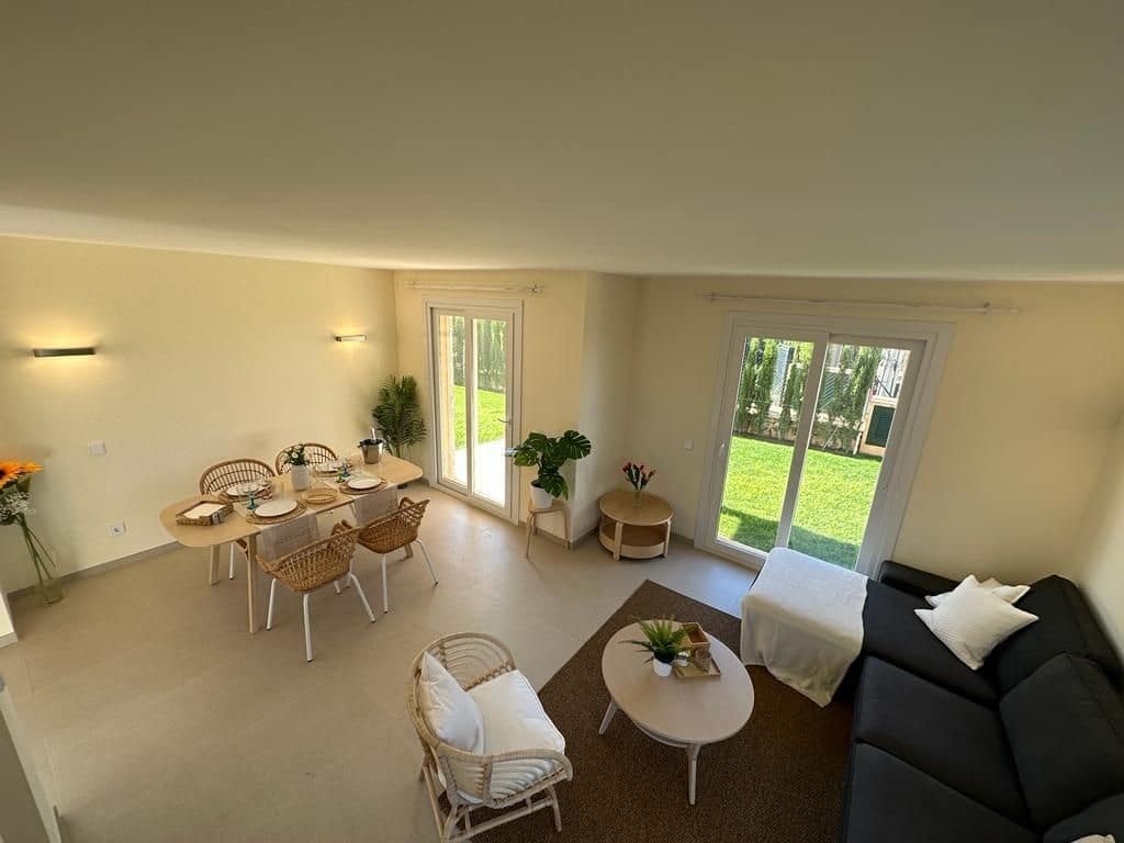 2 soverom Villa til salgs i Campos med svømmebasseng garasje - € 695 000 (Ref: 9159539)