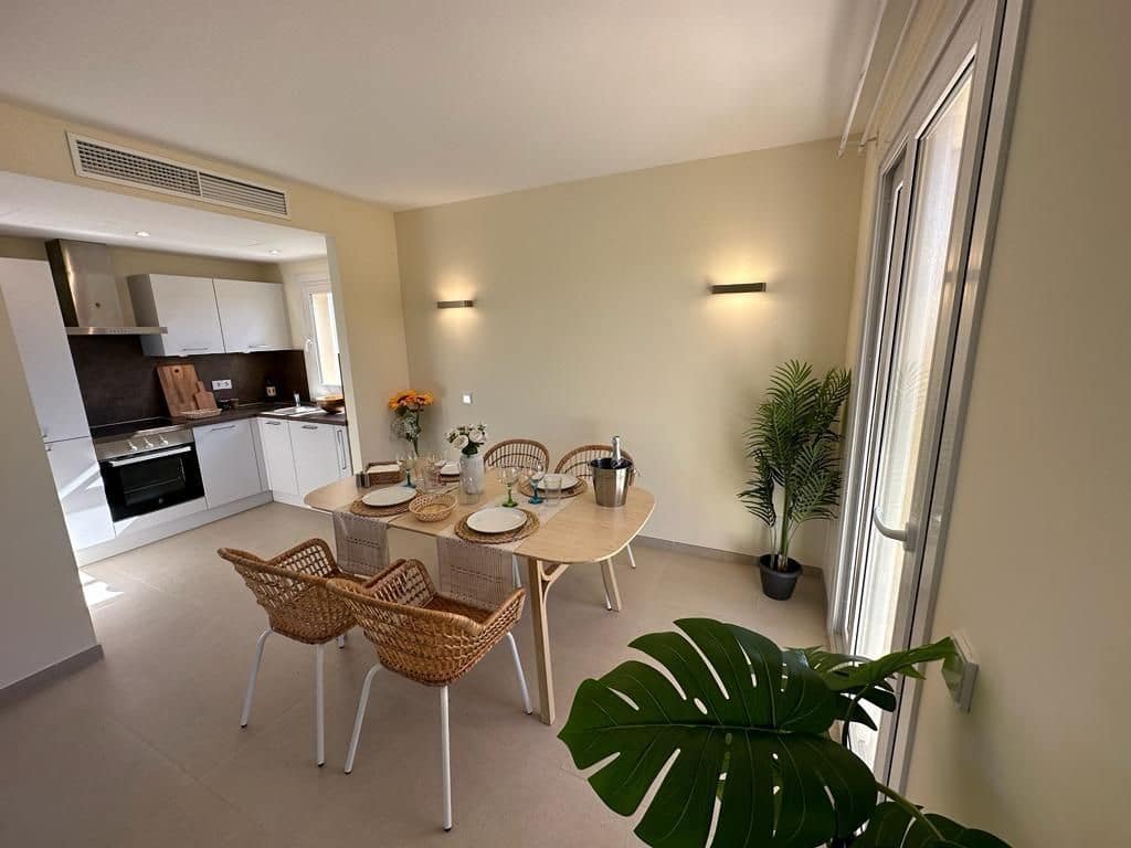 2 soverom Villa til salgs i Campos med svømmebasseng garasje - € 695 000 (Ref: 9159539)