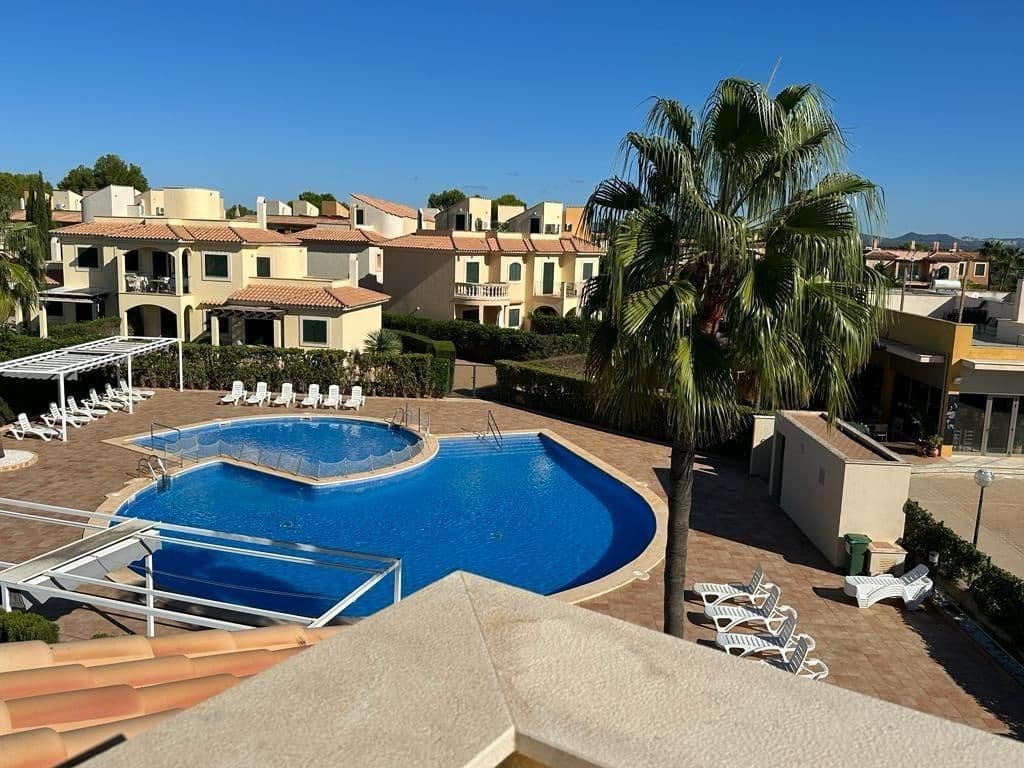 2 soverom Villa til salgs i Campos med svømmebasseng garasje - € 695 000 (Ref: 9159539)