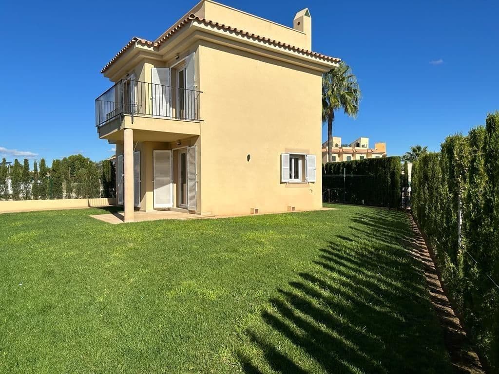 3 soverom Villa til salgs i Campos med svømmebasseng garasje - € 745 000 (Ref: 9159540)