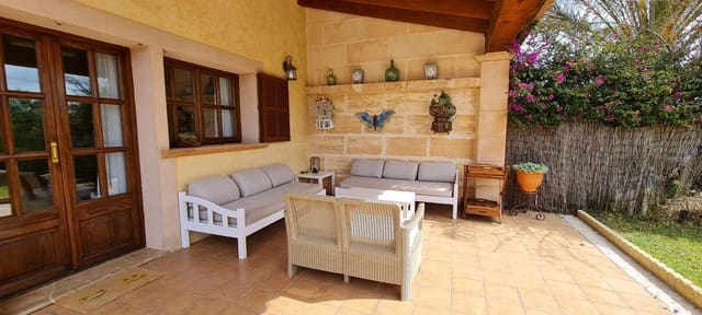 Adosado de 7 habitaciones en Artà en venta - 2.395.000 € (Ref: 9159541)