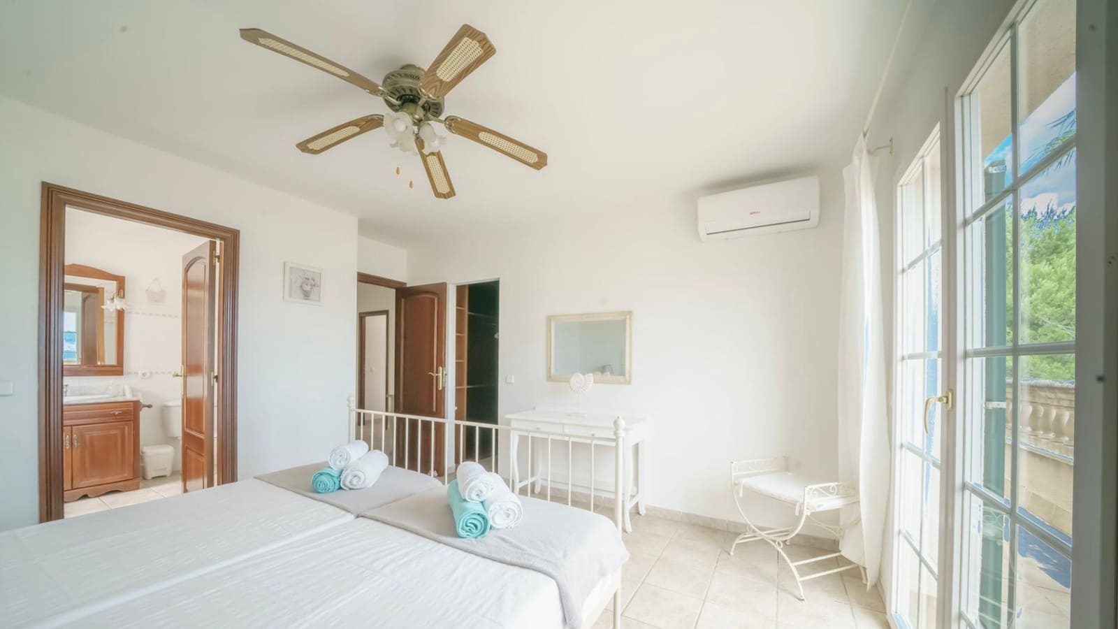 4 soveværelse Villa til salg i Alcudia med swimmingpool garage - € 1.795.000 (Ref: 9162347)