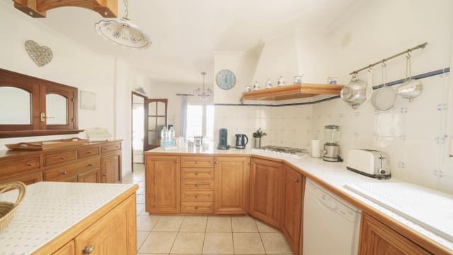 4 soveværelse Villa til salg i Alcúdia med swimmingpool garage - € 1.795.000 (Ref: 9162347)