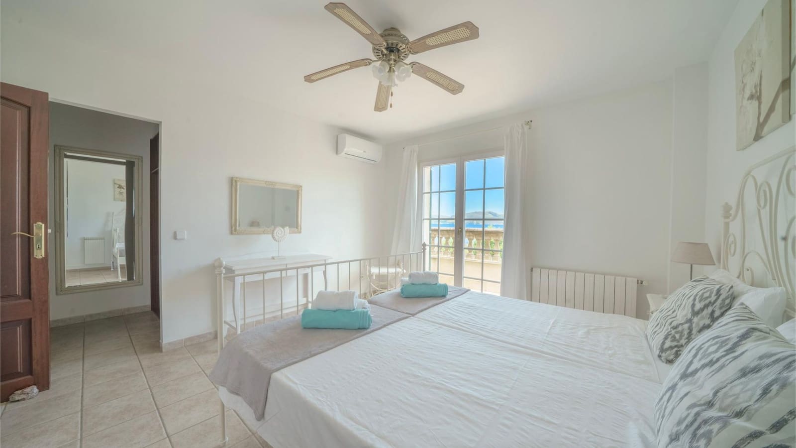 4 soveværelse Villa til salg i Alcudia med swimmingpool garage - € 1.795.000 (Ref: 9162347)