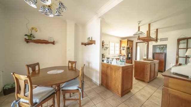 4 soveværelse Villa til salg i Alcúdia med swimmingpool garage - € 1.795.000 (Ref: 9162347)