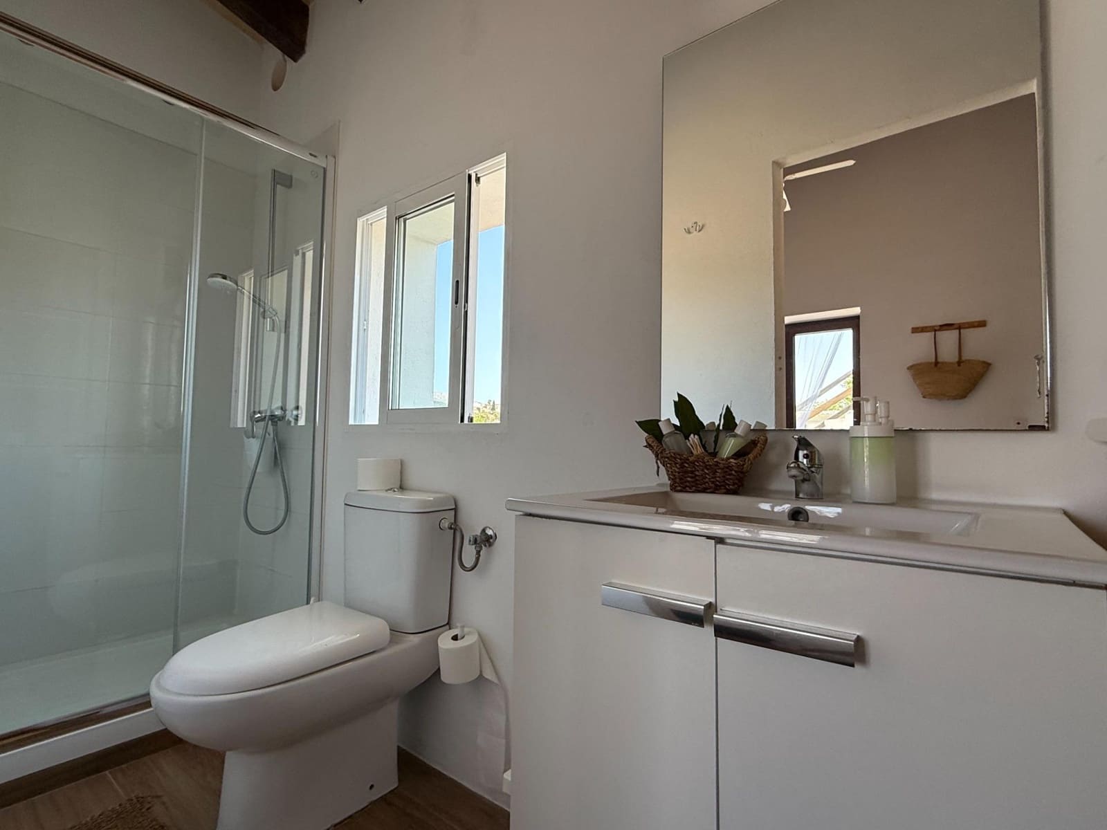 2 soveværelse Finca/Landehus til salg i Campanet med swimmingpool garage - € 695.000 (Ref: 9169603)