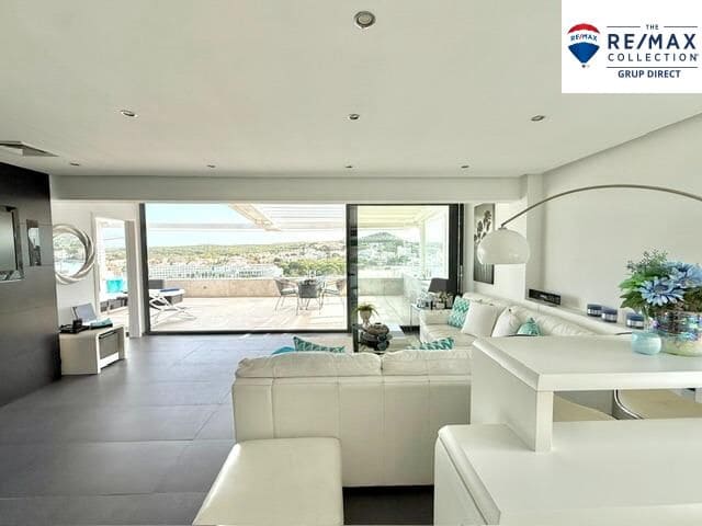 2 soveværelse Penthouse til salg i Santa Ponsa, Calvià med swimmingpool - € 695.000 (Ref: 9215146)