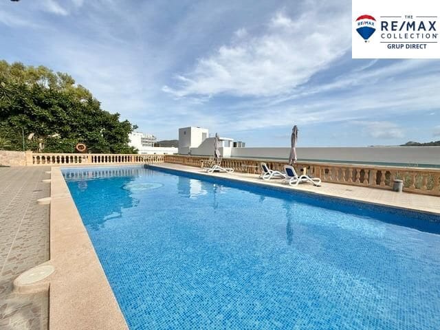 Ático de 2 habitaciones en Santa Ponsa en venta con piscina - 695.000 € (Ref: 9215146)