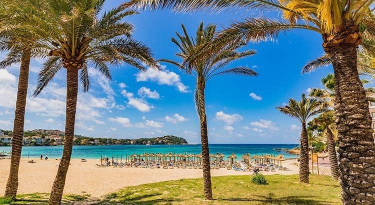 Ático de 2 habitaciones en Santa Ponsa en venta con piscina - 695.000 € (Ref: 9215146)