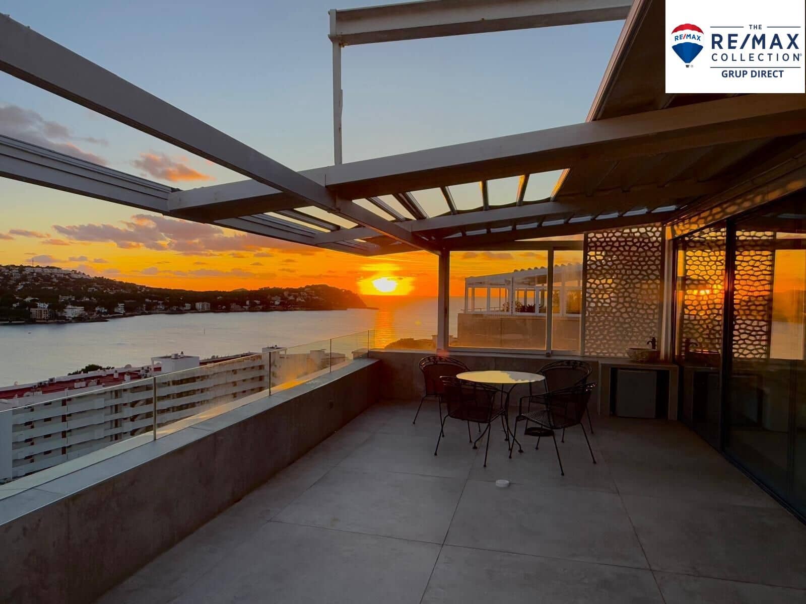 Ático de 2 habitaciones en Santa Ponsa en venta con piscina - 695.000 € (Ref: 9215146)