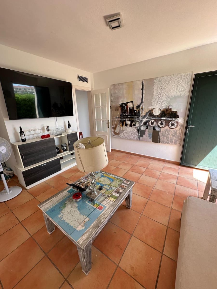 Adosado de 4 habitaciones en Cala'n Blanes en venta con piscina - 585.000 € (Ref: 9217476)
