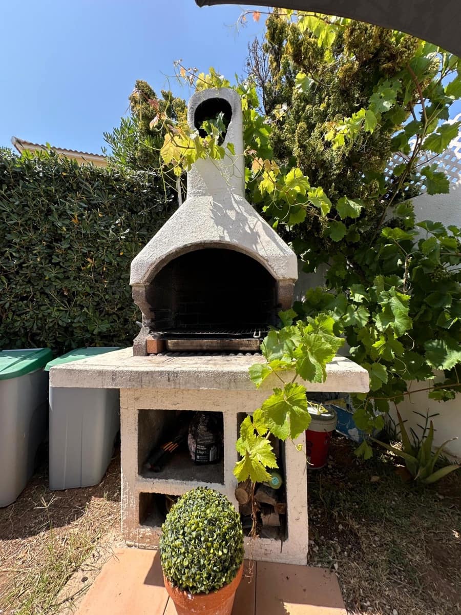 Adosado de 4 habitaciones en Cala'n Blanes en venta con piscina - 585.000 € (Ref: 9217476)