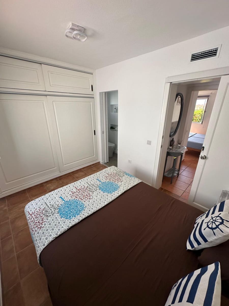 Adosado de 4 habitaciones en Cala'n Blanes en venta con piscina - 585.000 € (Ref: 9217476)