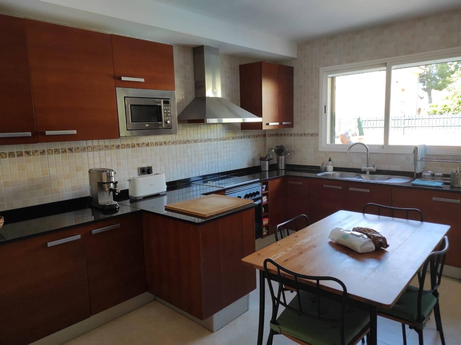 3 slaapkamer Rijtjeshuis te koop in Puig de Ros met zwembad garage - € 745.000 (Ref: 9217477)