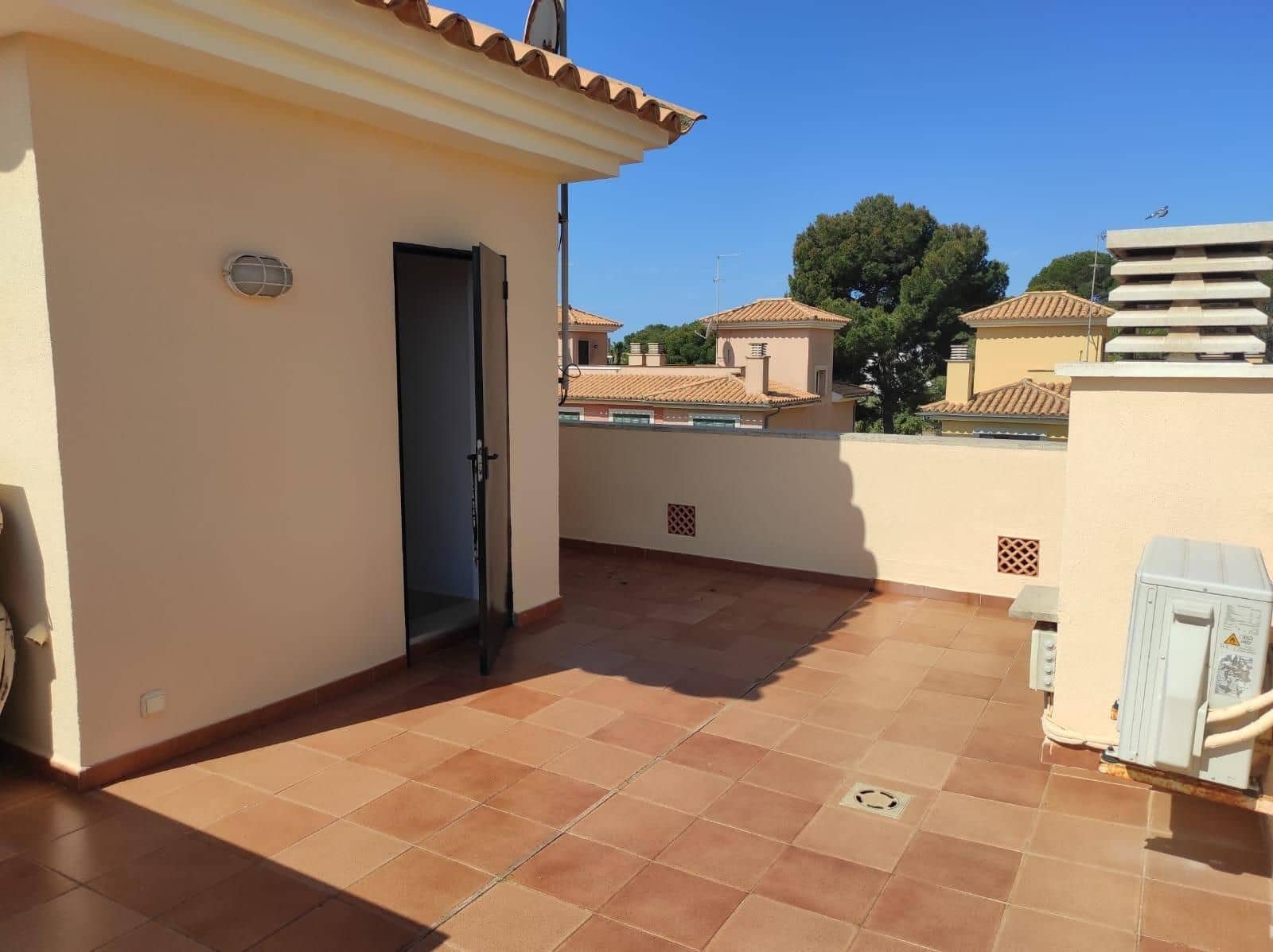 3 slaapkamer Rijtjeshuis te koop in Puig de Ros met zwembad garage - € 745.000 (Ref: 9217477)