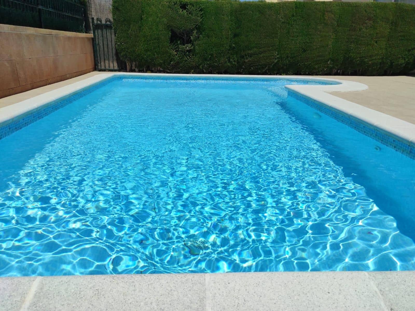 3 slaapkamer Rijtjeshuis te koop in Puig de Ros met zwembad garage - € 745.000 (Ref: 9217477)