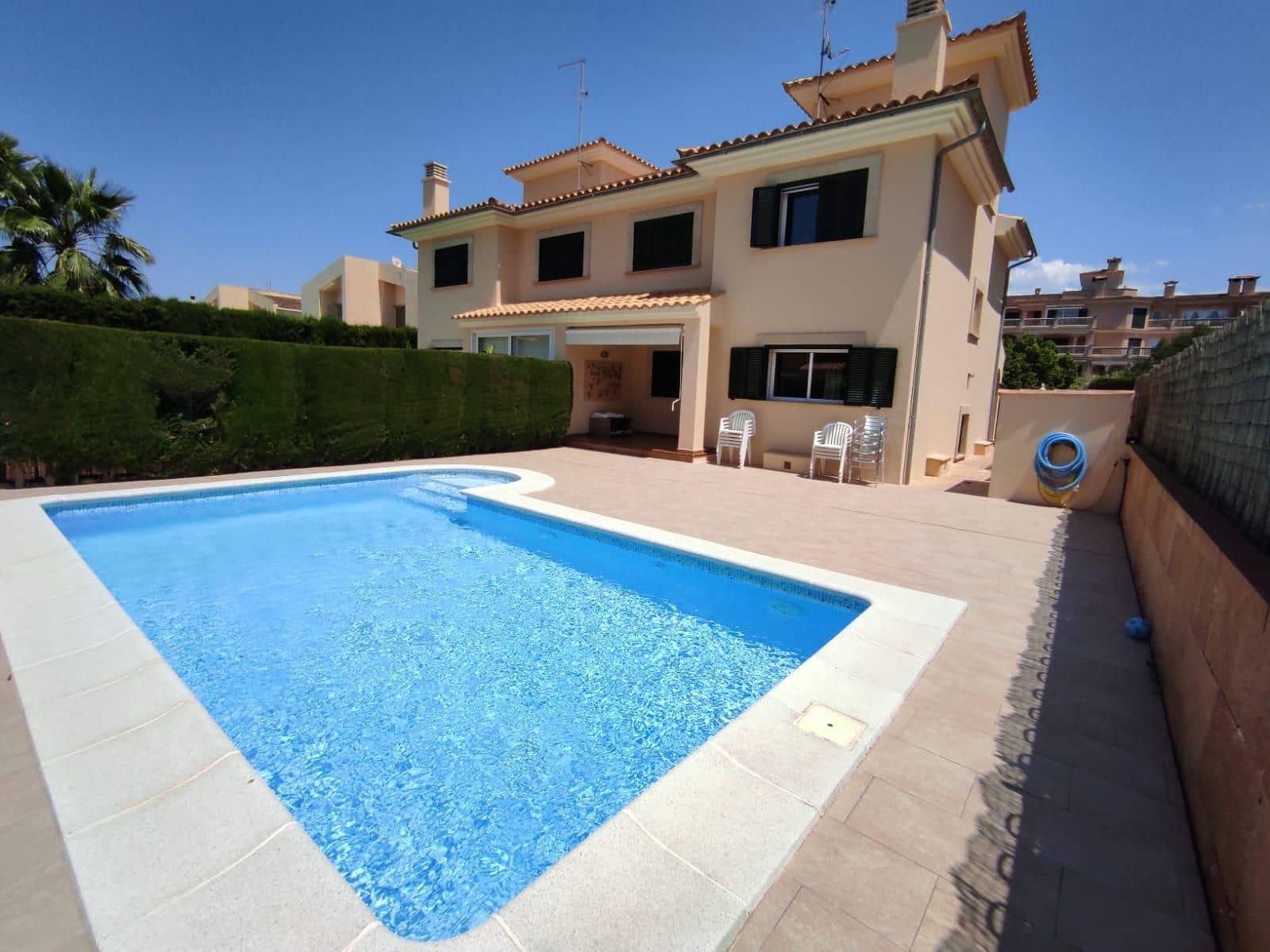 3 slaapkamer Rijtjeshuis te koop in Puig de Ros met zwembad garage - € 745.000 (Ref: 9217477)