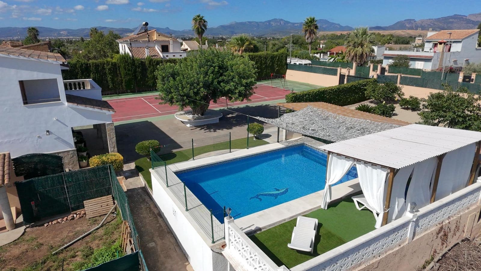 4 slaapkamer Villa te koop in El Pont d'Inca / Es Pont d'Inca met zwembad - € 1.590.000 (Ref: 9262675)