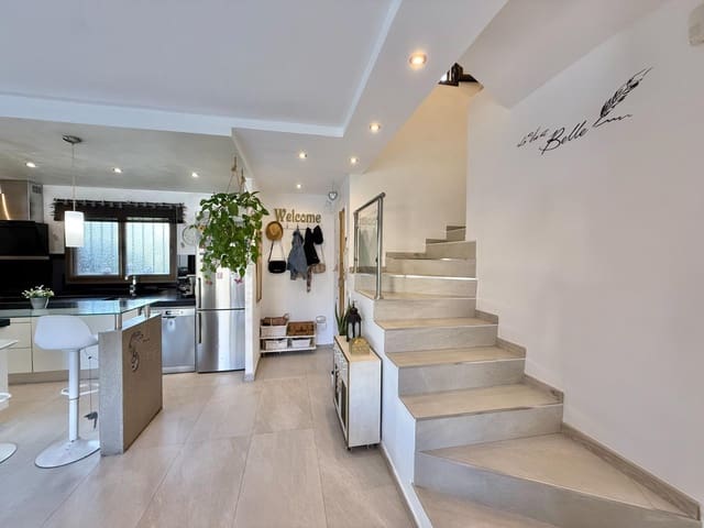 2 quarto Moradia Geminada para venda em Santa Ponsa, Calvià com piscina - 650 000 € (Ref: 9269825)