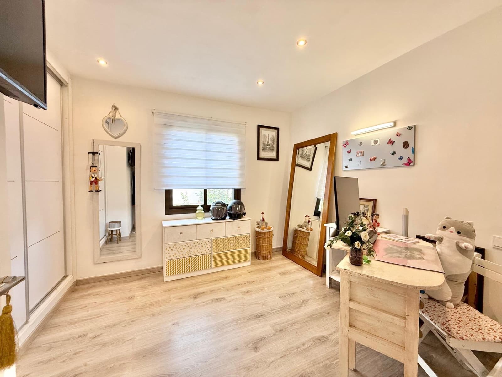 2 soveværelse Semi-Rækkehus til salg i Santa Ponsa med swimmingpool - € 650.000 (Ref: 9269825)