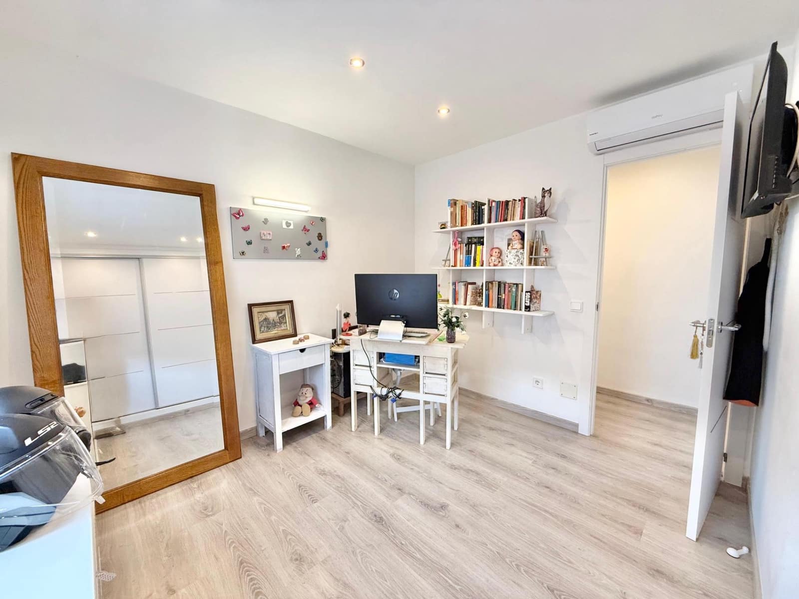 2 soveværelse Semi-Rækkehus til salg i Santa Ponsa med swimmingpool - € 650.000 (Ref: 9269825)