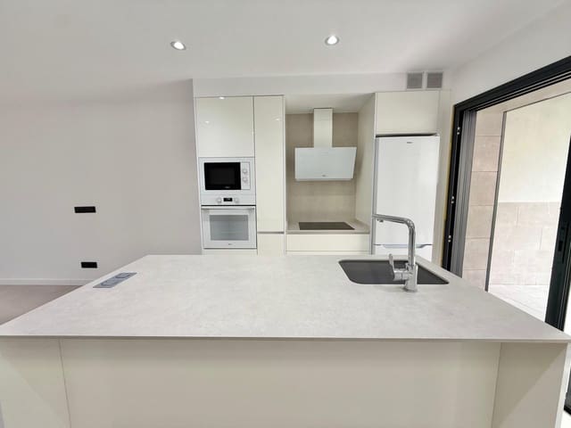 3 slaapkamer Rijtjeshuis te koop in Palma de Mallorca met zwembad - € 795.000 (Ref: 9294430)