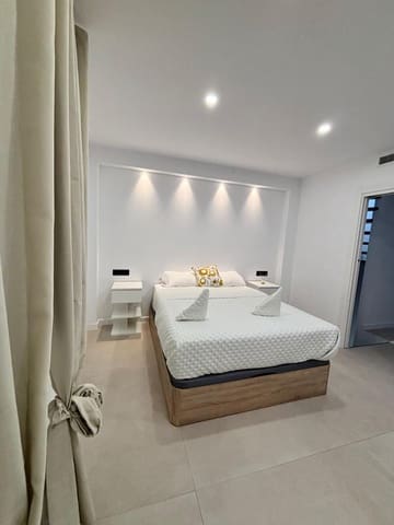 2 slaapkamer Rijtjeshuis te huur in Palma de Mallorca met zwembad - € 3.200 (Ref: 9294430)
