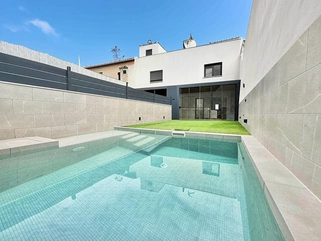 2 slaapkamer Rijtjeshuis te huur in Palma de Mallorca met zwembad - € 3.200 (Ref: 9294430)
