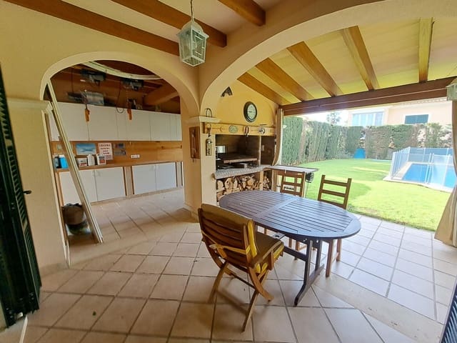 4 chambre Villa/Maison à vendre à Puig de Ros, Llucmajor avec piscine garage - 1 060 000 € (Ref: 9296971)