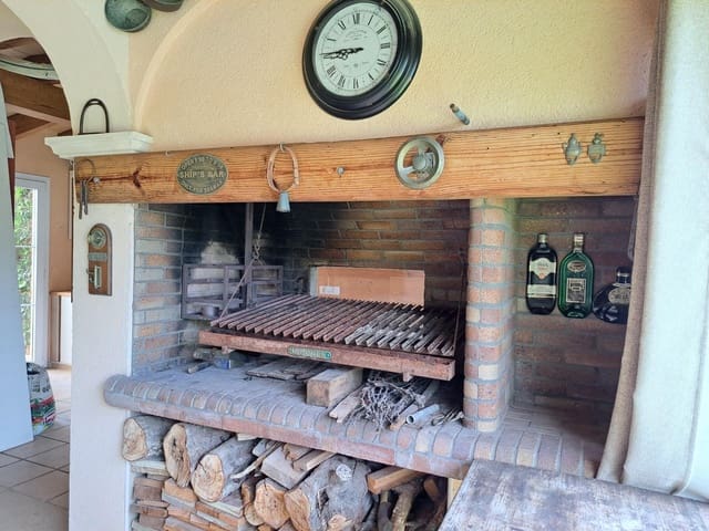 4 chambre Villa/Maison à vendre à Puig de Ros, Llucmajor avec piscine garage - 1 060 000 € (Ref: 9296971)