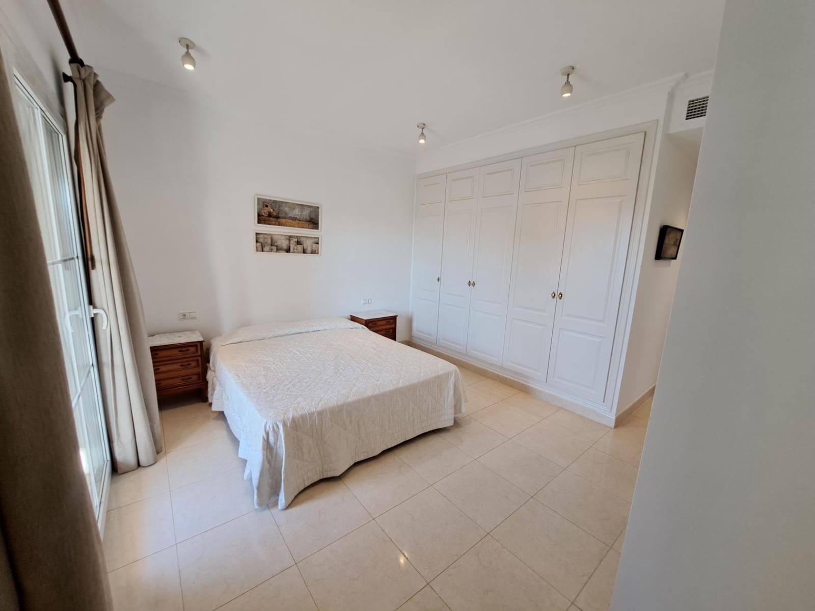 4 sypialnia Willa na sprzedaż w Puig de Ros z basenem garażem - 1 060 000 € (Ref: 9296971)