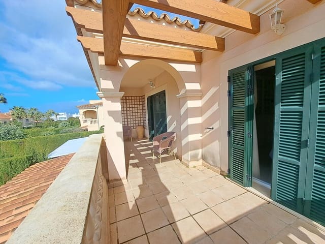 4 soveværelse Villa til salg i Puig de Ros, Llucmajor med swimmingpool garage - € 1.060.000 (Ref: 9296971)