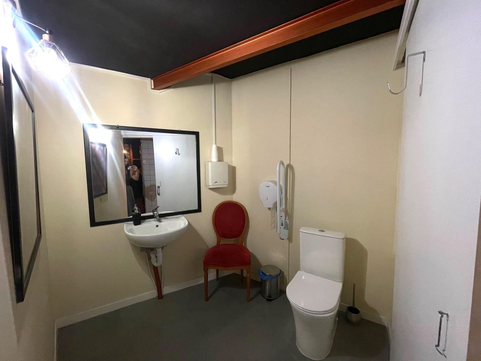 Business for rent in Palma de Mallorca - € 3,000 (Ref: 9310963)