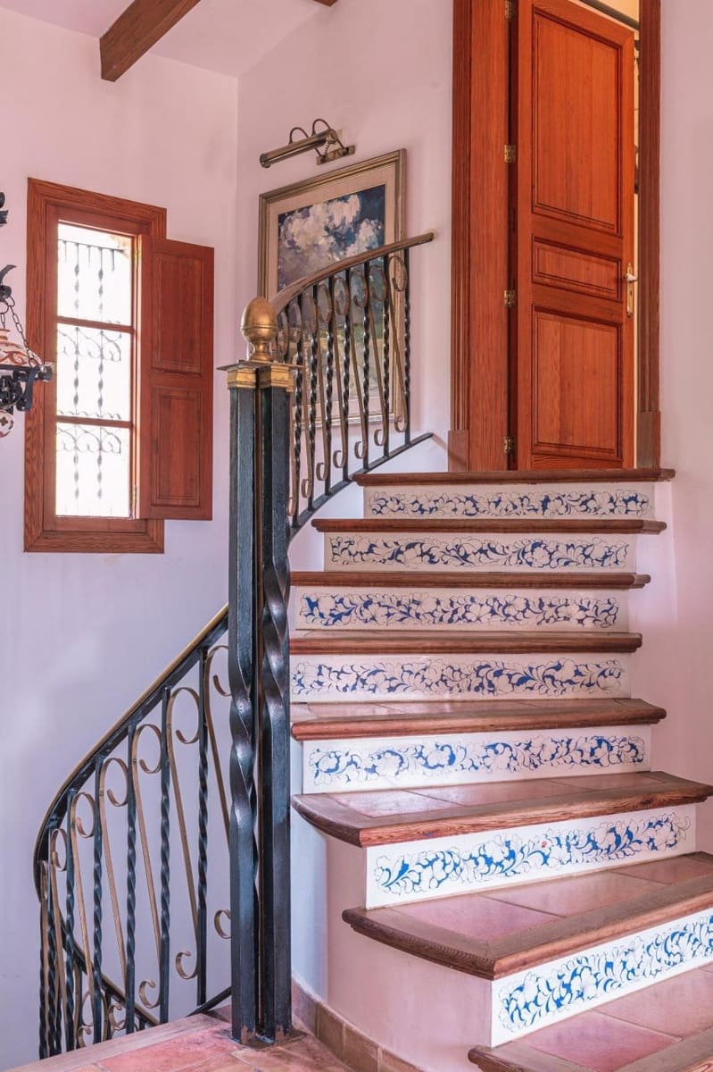 5 soveværelse Villa til salg i Costa de los Pinos med swimmingpool garage - € 2.400.000 (Ref: 9347424)