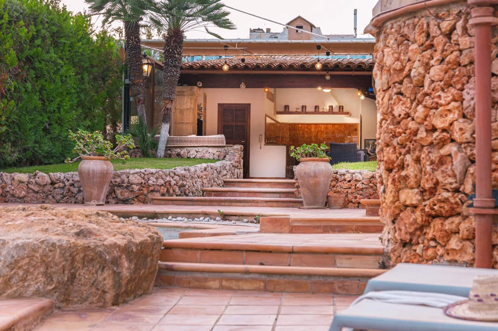 5 soveværelse Villa til salg i Costa de los Pinos med swimmingpool garage - € 2.400.000 (Ref: 9347424)