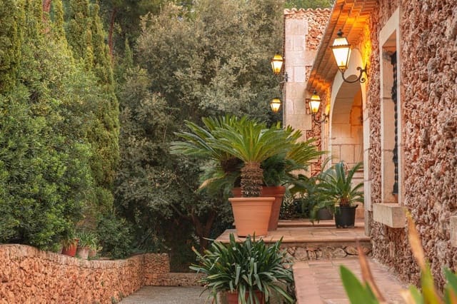 5 soveværelse Villa til salg i Costa de los Pinos, Son Servera med swimmingpool garage - € 2.400.000 (Ref: 9347424)