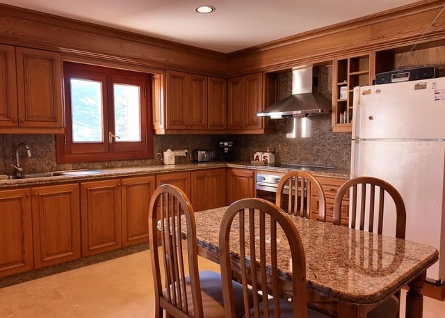 5 soveværelse Villa til salg i Valldemosa med swimmingpool garage - € 3.700.000 (Ref: 9353684)