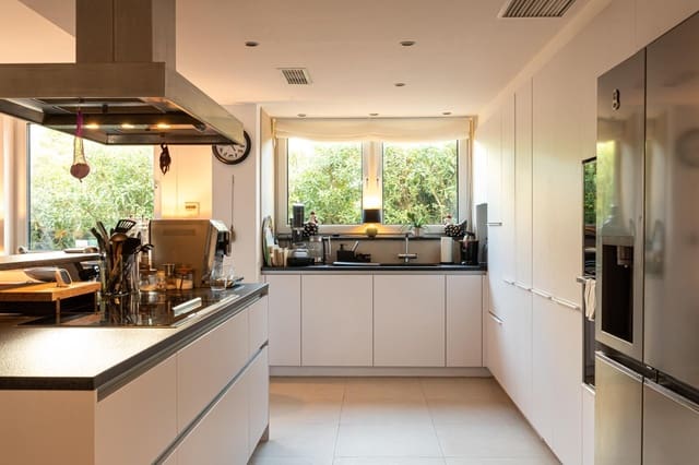 5 sypialnia Willa na sprzedaż w Costa de la Calma, Calvià z basenem - 3 750 000 € (Ref: 9355933)