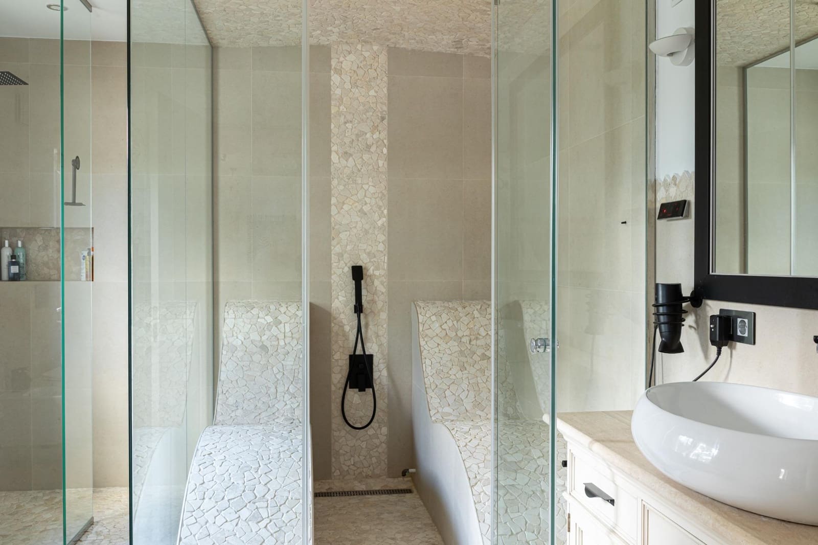 5 soveværelse Villa til salg i Costa de la Calma med swimmingpool - € 3.750.000 (Ref: 9355933)