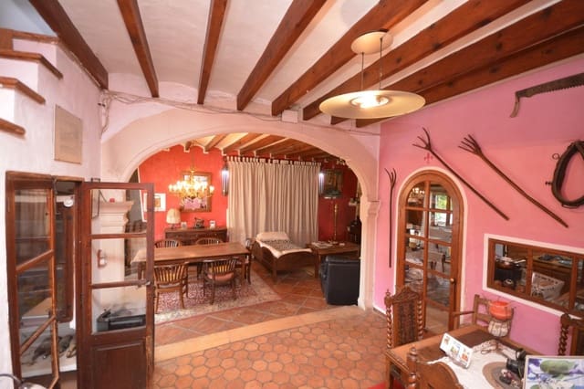6 soveværelse Finca/Landehus til salg i Ullaro, Campanet - € 650.000 (Ref: 9385702)