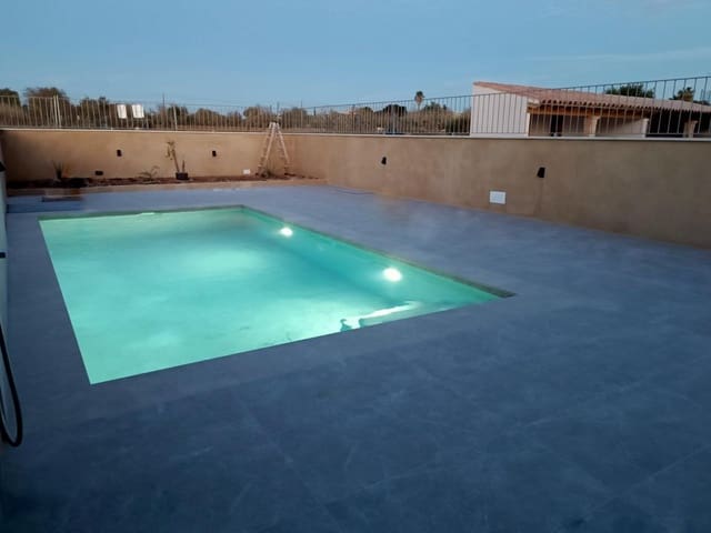 3 Zimmer Villa zu verkaufen in Santa María del Camí mit Pool Garage - 950.000 € (Ref: 9388010)