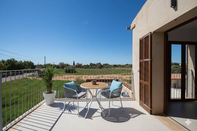 3 makuuhuone Huvila myytävänä paikassa Santa María del Camí mukana uima-altaan 
autotalli - 850 000 € (Ref: 9388010)