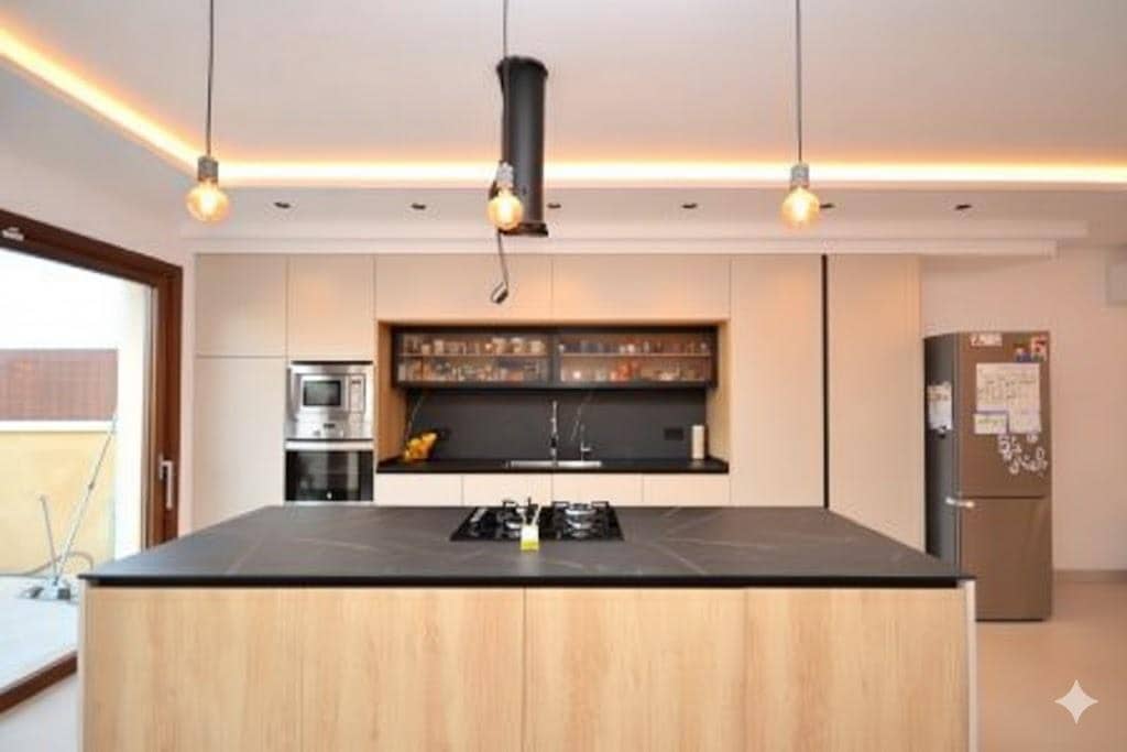 3 sypialnia Willa na sprzedaż w Santa Maria del Cami z basenem garażem - 850 000 € (Ref: 9388010)