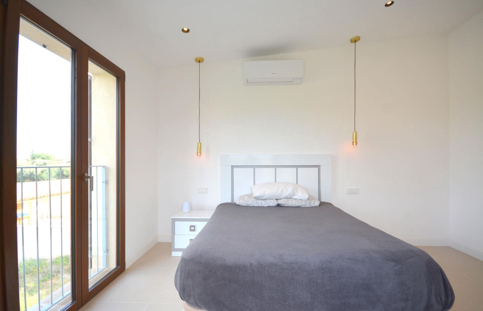 3 sypialnia Willa na sprzedaż w Santa Maria del Cami z basenem garażem - 850 000 € (Ref: 9388010)