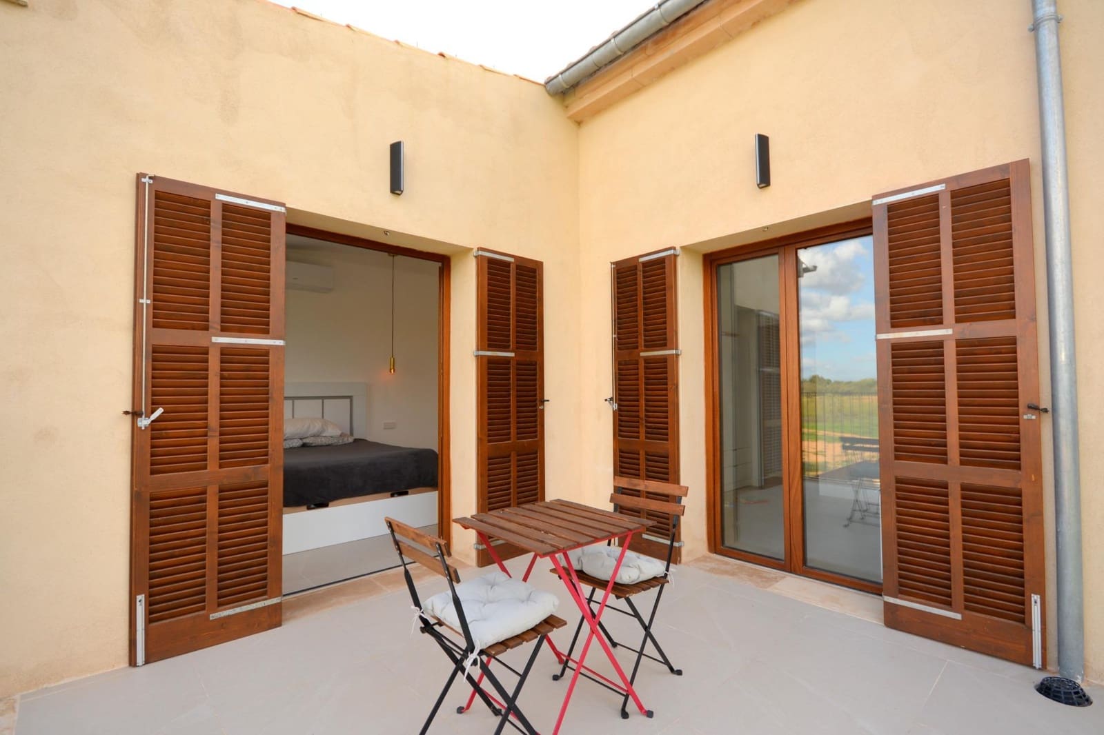 3 sypialnia Willa na sprzedaż w Santa Maria del Cami z basenem garażem - 850 000 € (Ref: 9388010)